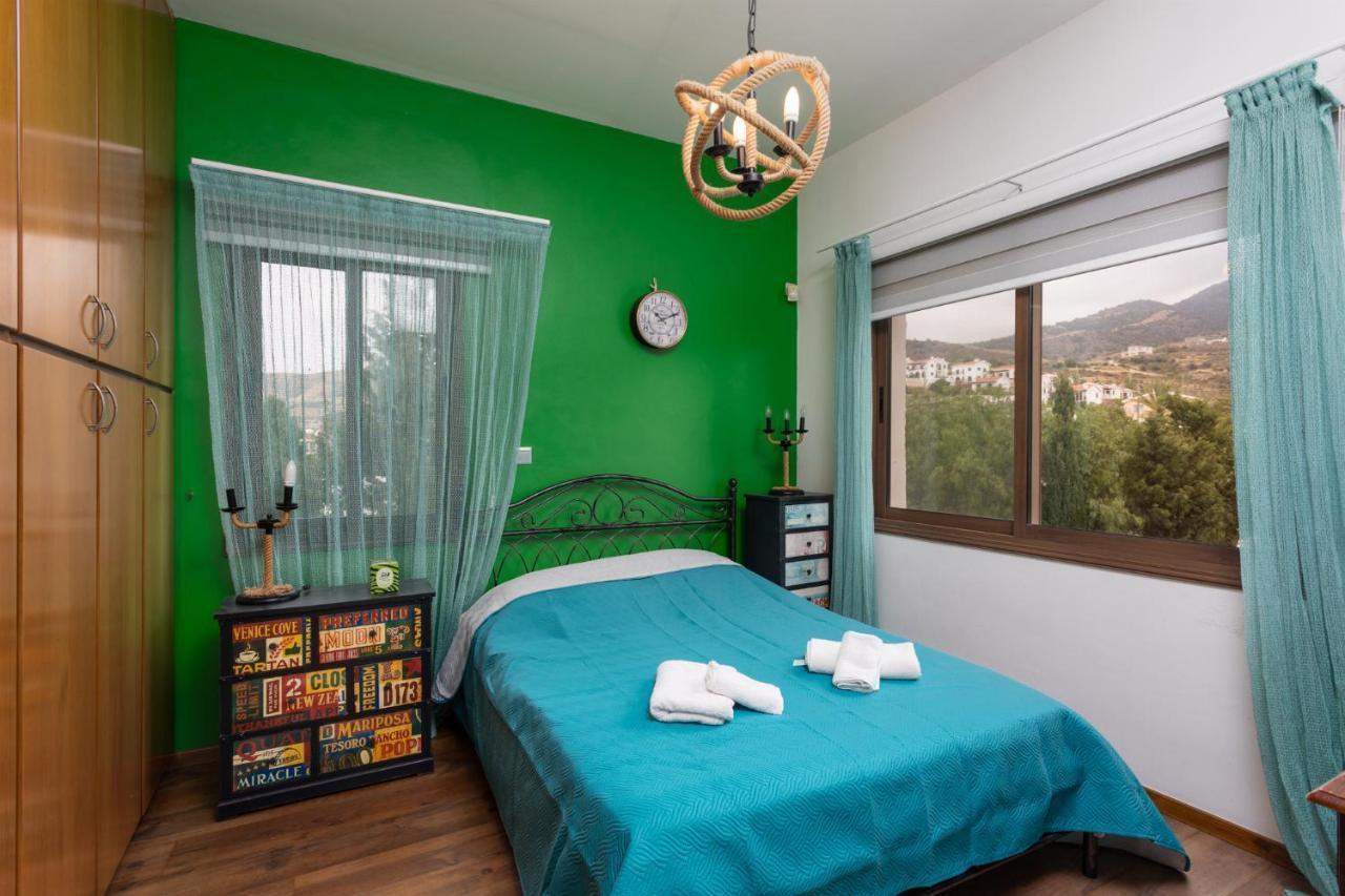 Villa Beach Heaven Pomos Ngoại thất bức ảnh