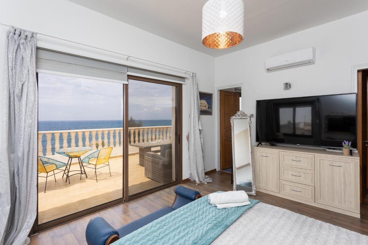Villa Beach Heaven Pomos Ngoại thất bức ảnh