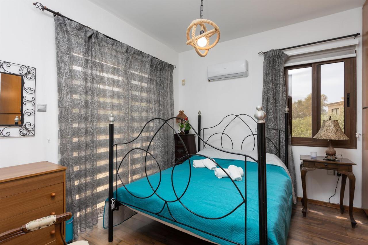 Villa Beach Heaven Pomos Ngoại thất bức ảnh