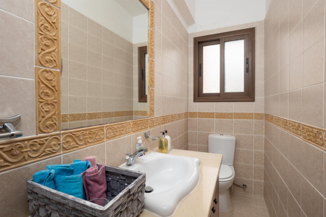 Villa Beach Heaven Pomos Ngoại thất bức ảnh