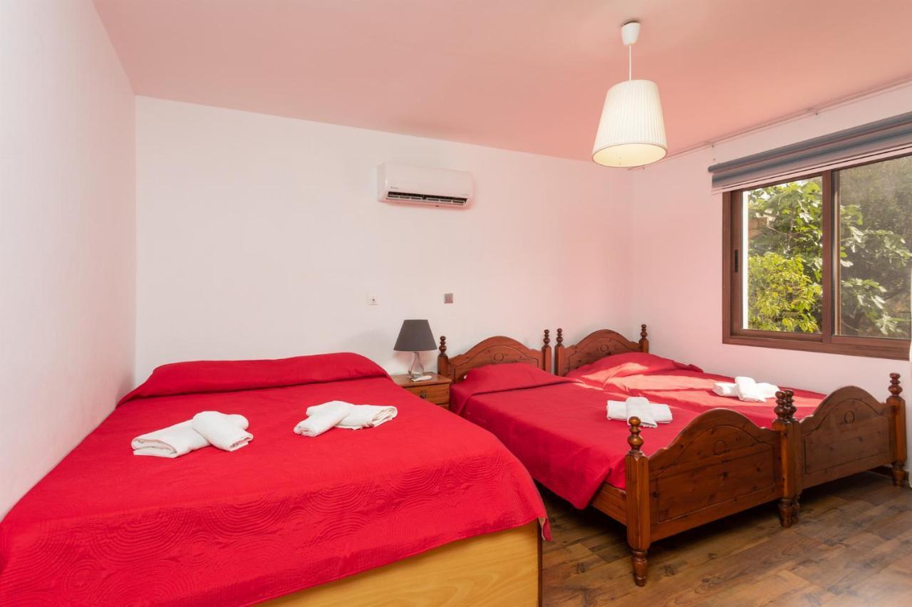 Villa Beach Heaven Pomos Ngoại thất bức ảnh
