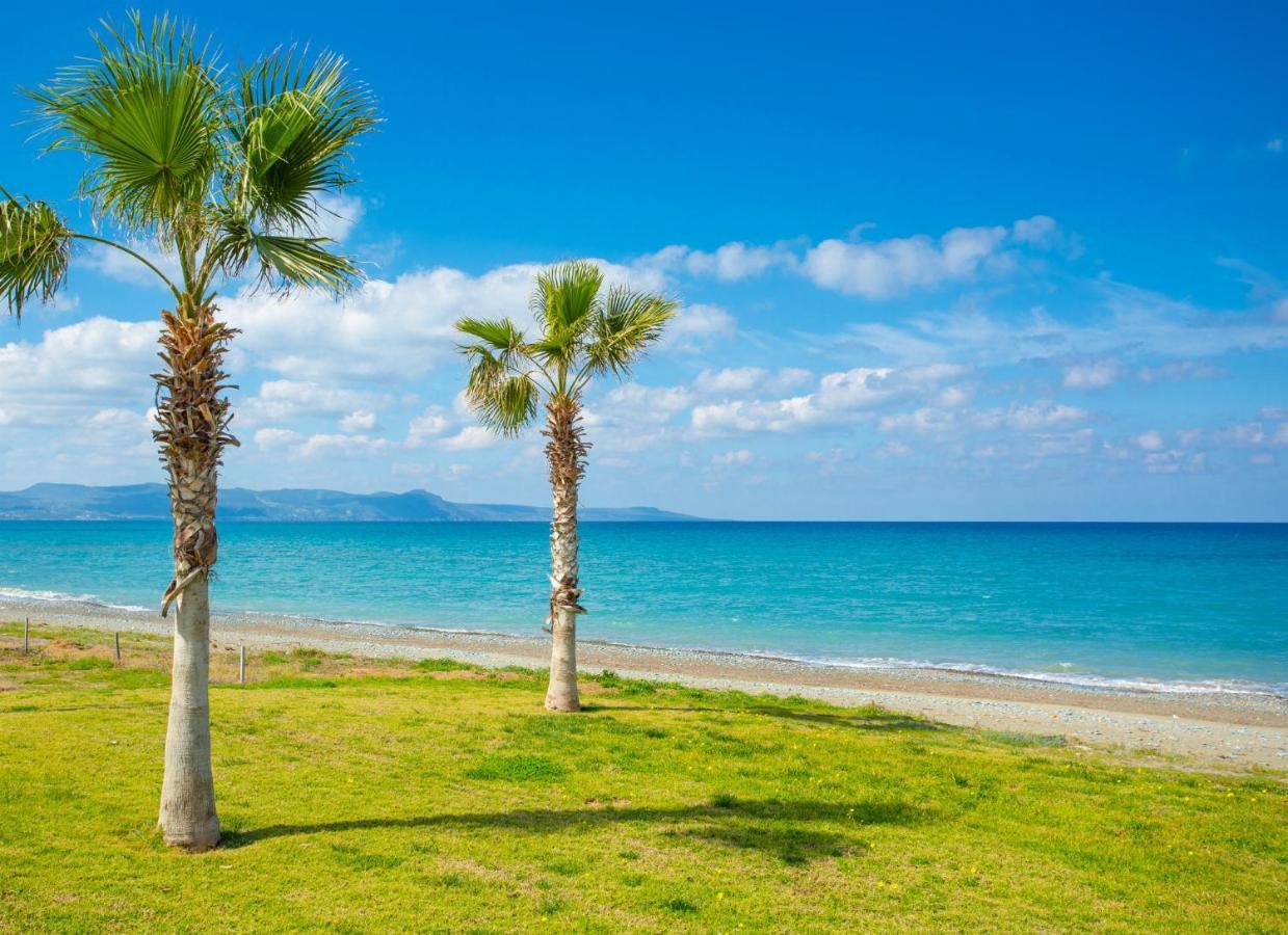 Villa Beach Heaven Pomos Ngoại thất bức ảnh
