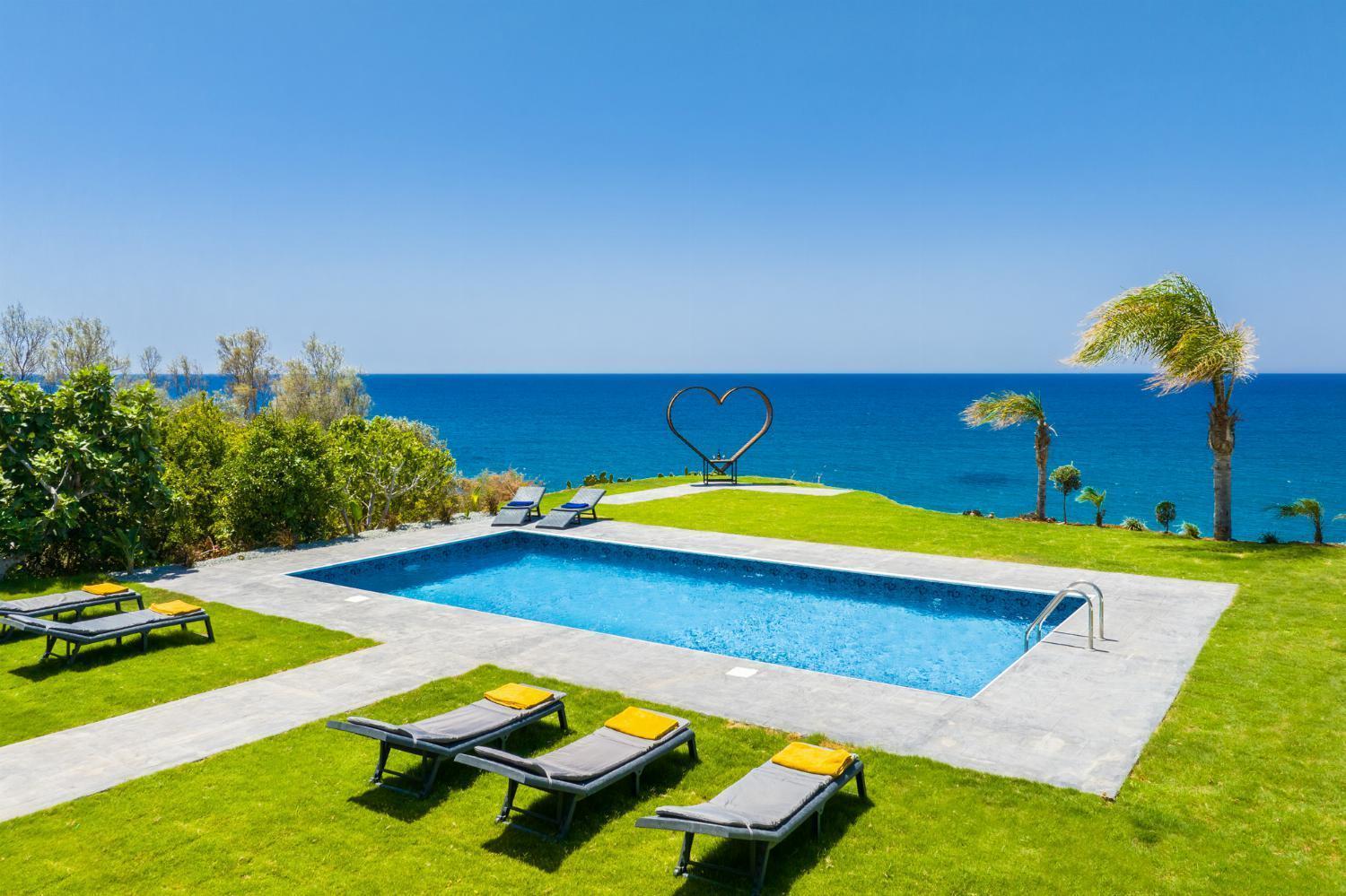 Villa Beach Heaven Pomos Ngoại thất bức ảnh