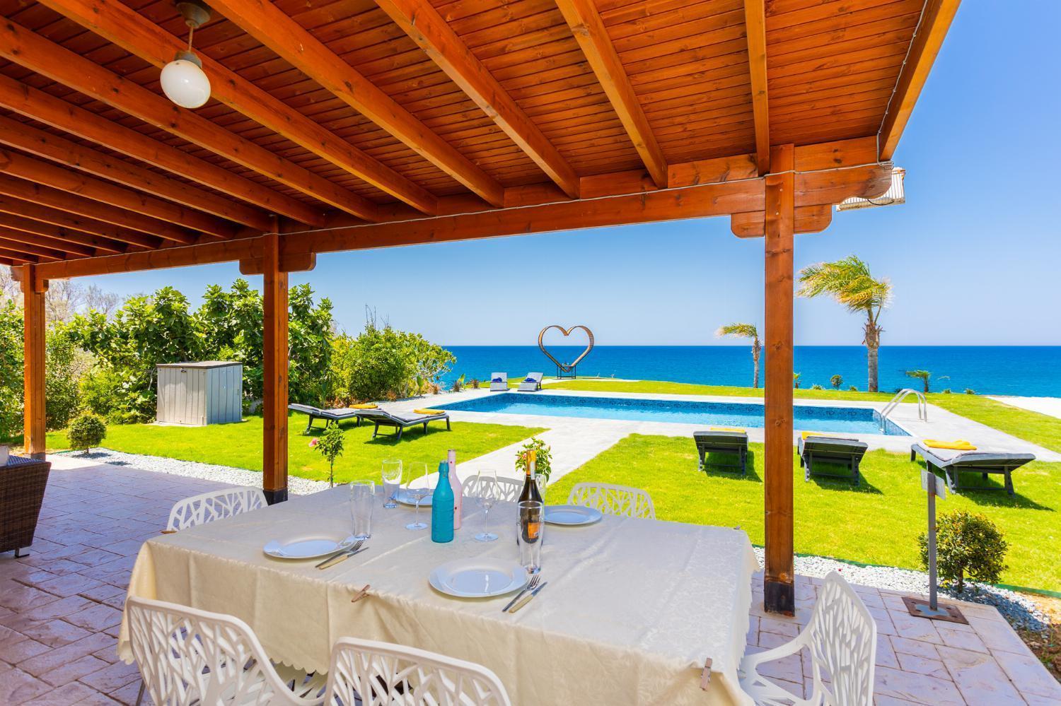 Villa Beach Heaven Pomos Ngoại thất bức ảnh